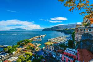 barca a noleggio da roma a sorrento